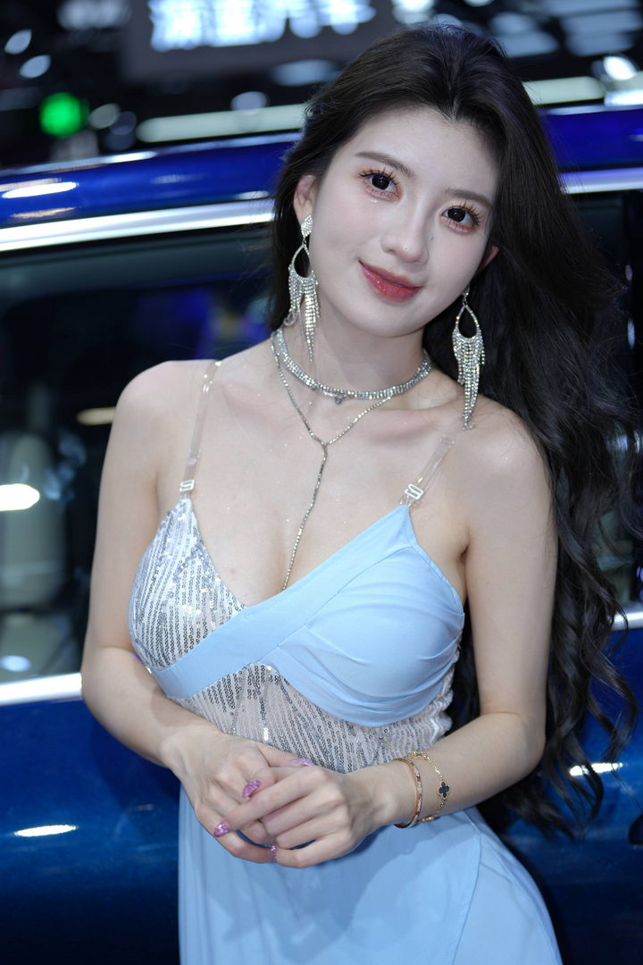 QD4606 套图111张-神兽街拍