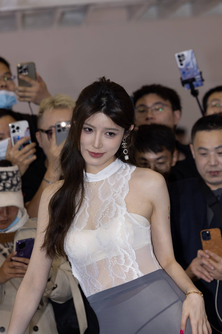 QD4610 套图152张-神兽街拍